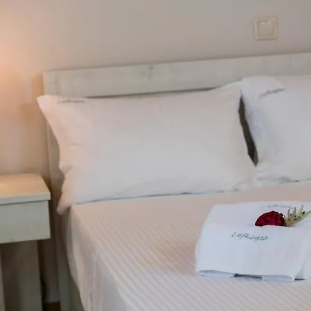 Lefkogea & Tsoukaládhes