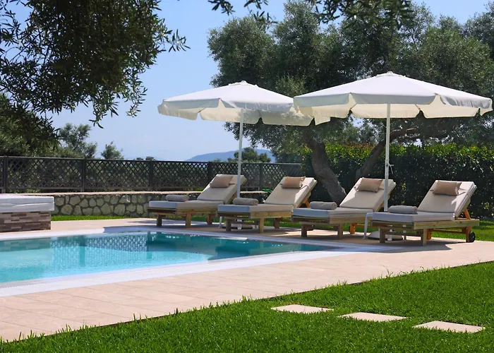 Villa Lefkogea & Tsoukaládhes